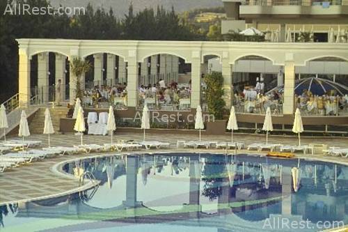 Holiday Garden Resort 2